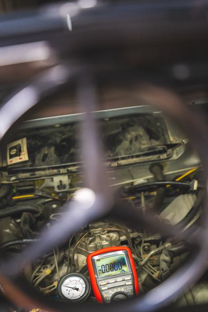 M117 V8 motor Bosch K-Jetronic befecskendező rendszerének vizsgálata