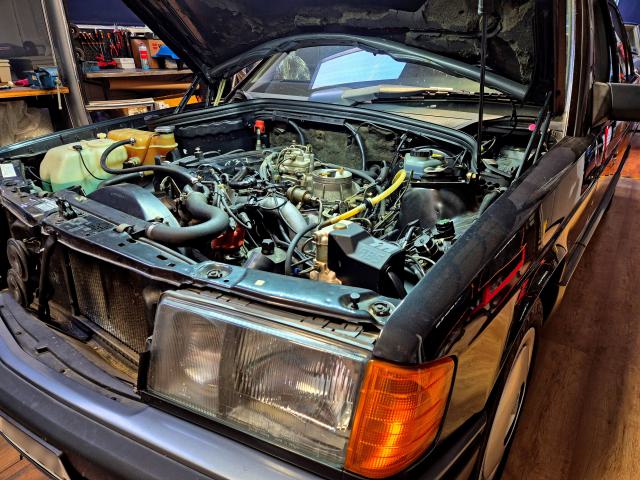 Mercedes-Benz W201 190E Bosch KE-Jetronic diagnostics