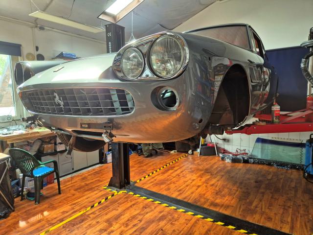 Ferrari 330 GT ellenőrzés