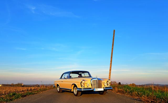 Mercedes w111 250SE coupe