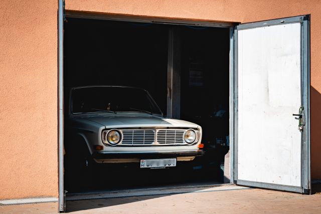 Volvo 142