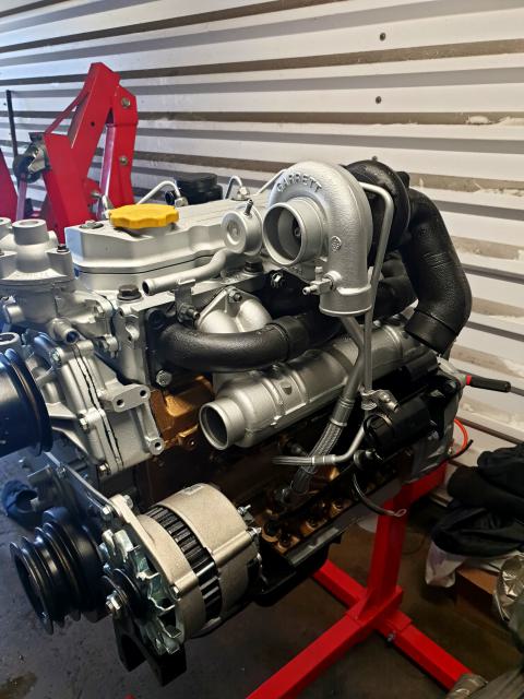 Fully rebuilt Land Rover 200Tdi diesel engine