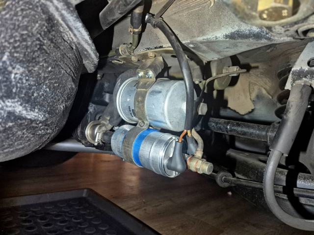 Mercedes R107 380 SL K-Jetronic üzemanyag-szivattyú és üzemanyagszűrő cseréje