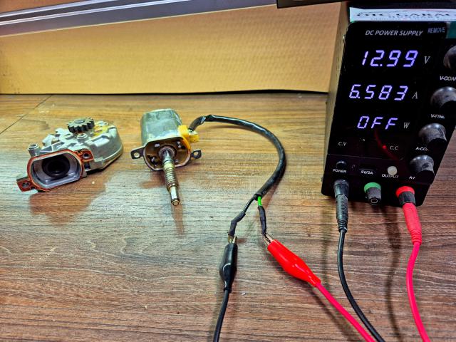 Bench testing the Mercedes W126 500 SEL electric window motor