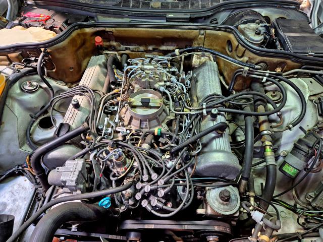 Mercedes W126 M117 V8 K-Jetronic fuel injection system