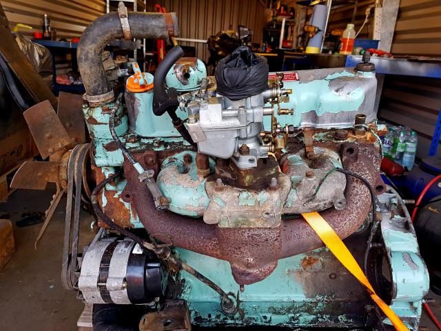 Land Rover Series benzinmotor felújítás előtt
