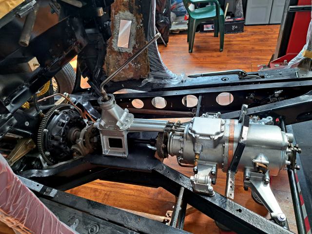 Lagomda V12 váltó,