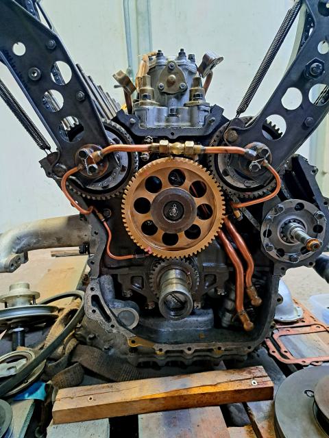 Lagonda V12 4.5 liter V12 motor restaurálás