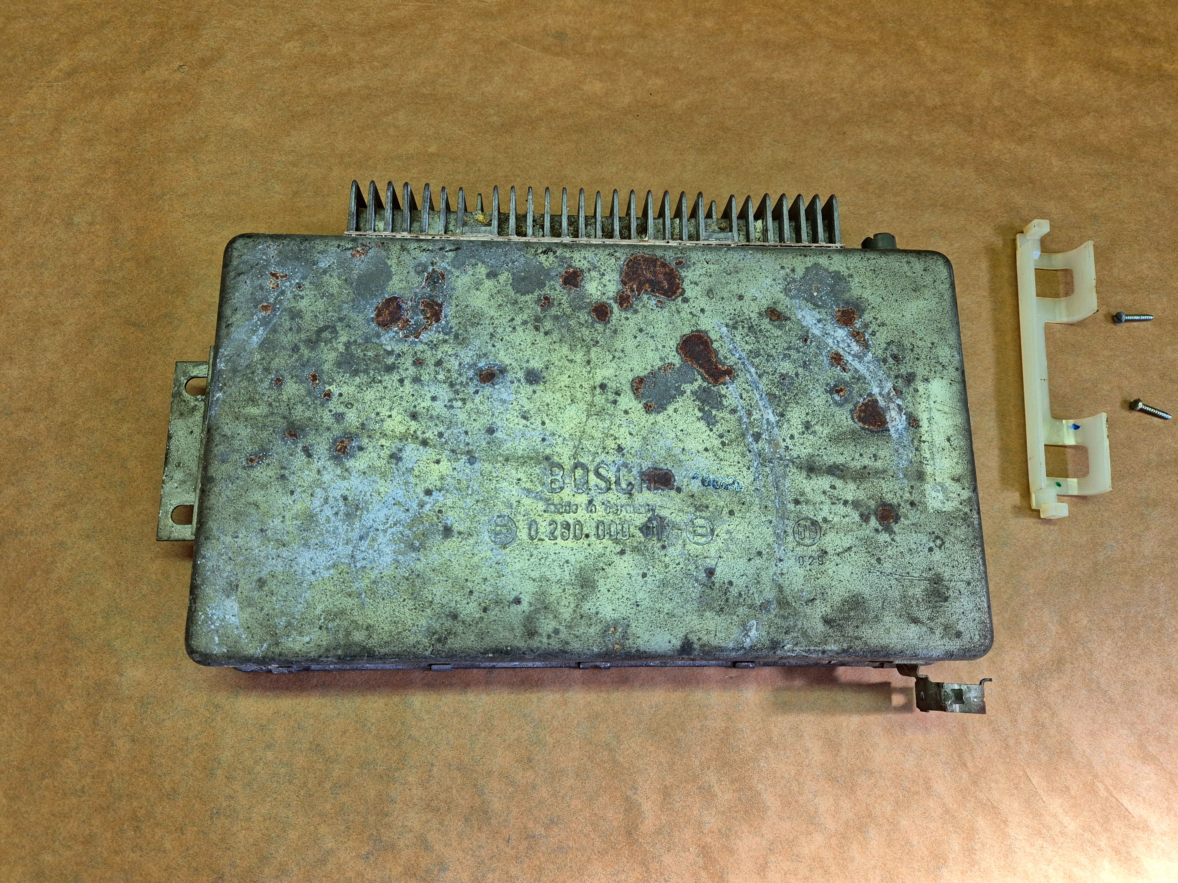 Haznált rossz D-Jetronic ECU