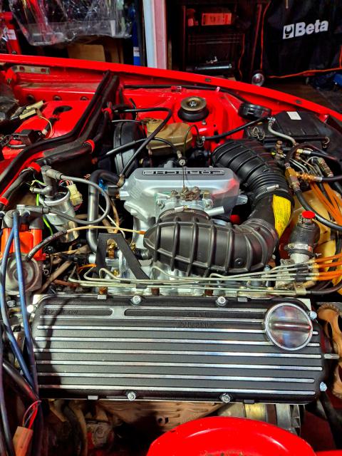 Porsche 924 2.0 K-Jetronic - Hengerfej-felújítás és összeszerelés