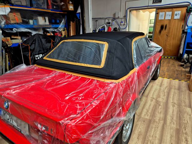BMW E30 convertible roof cleaning and waterproofing treatment