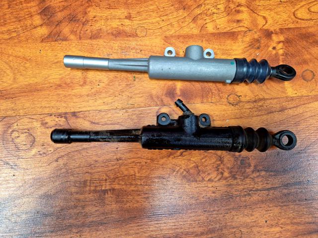 BMW E30 clutch master cylinder replacement