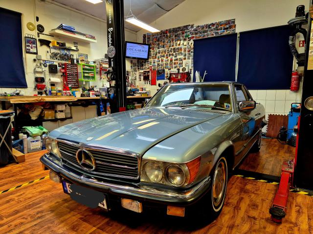 Mercedes-Benz 500 SL (R107) Cabriolet