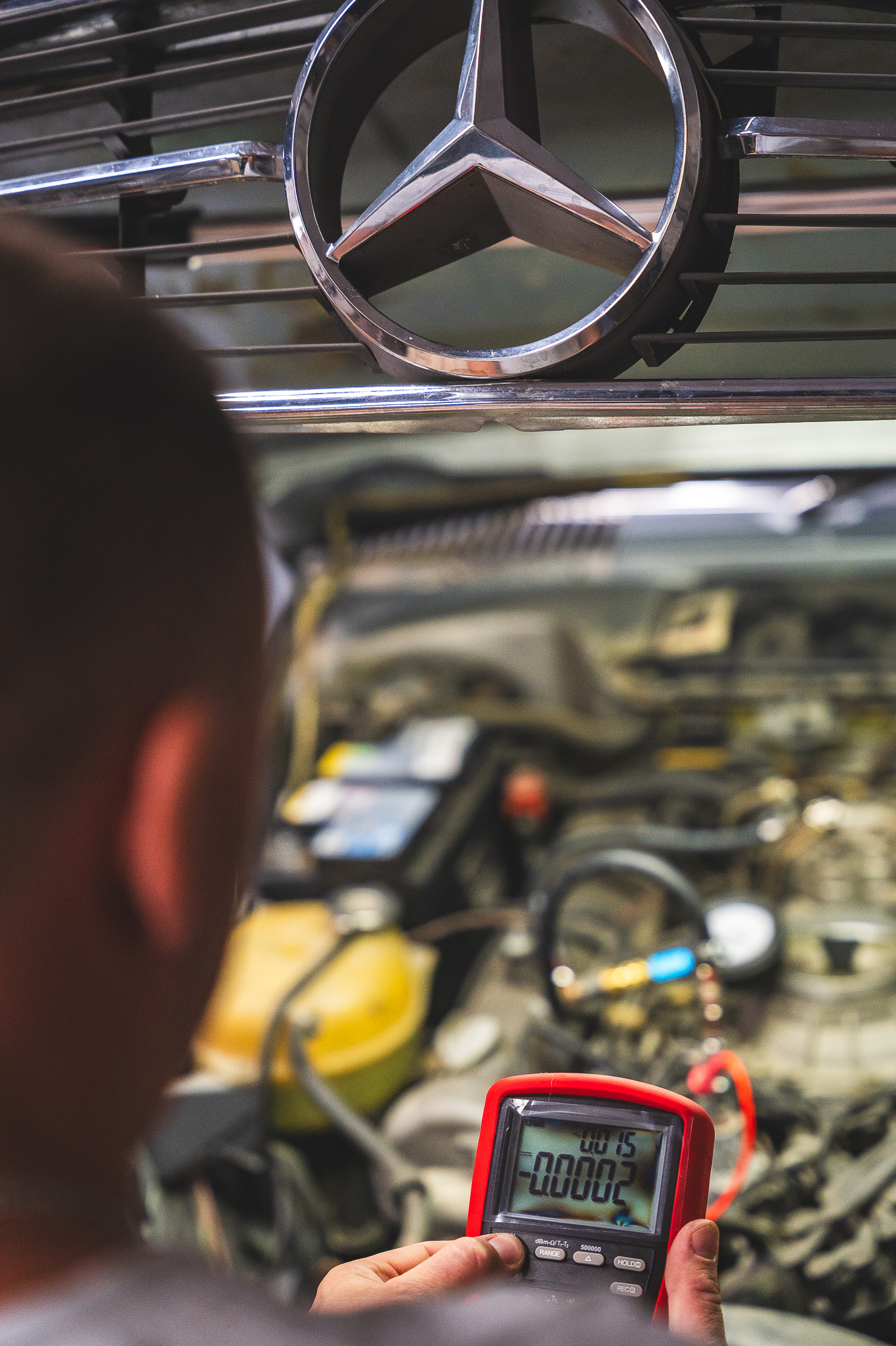 Mercedes-Benz 500 SL M117 V8 motor teljes K-Jetronic diagnosztika közben